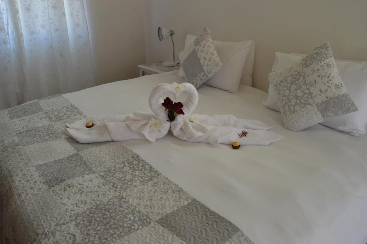 Villelodge Accommodation Lüderitz Eksteriør billede